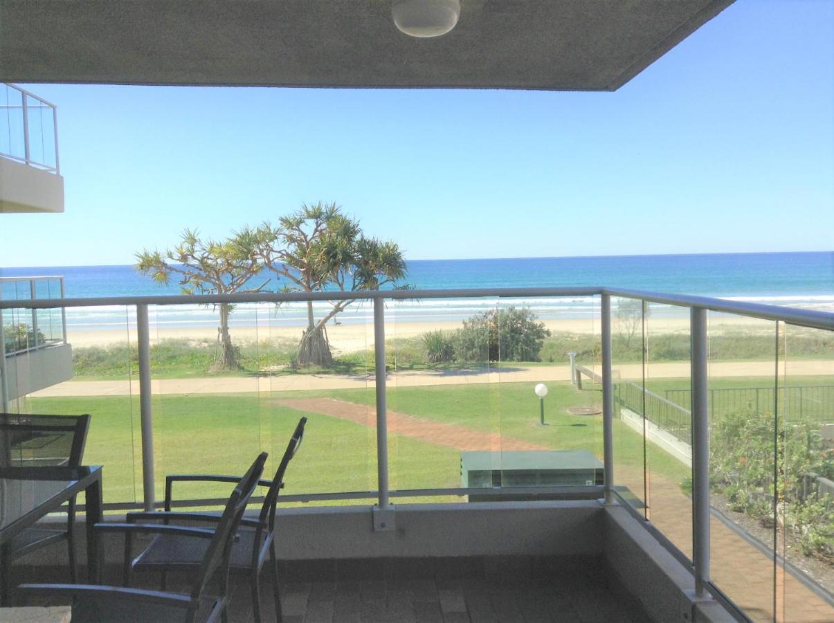 Pacific Surf Absolute Beachfront Apartments Gold Coast Kültér fotó