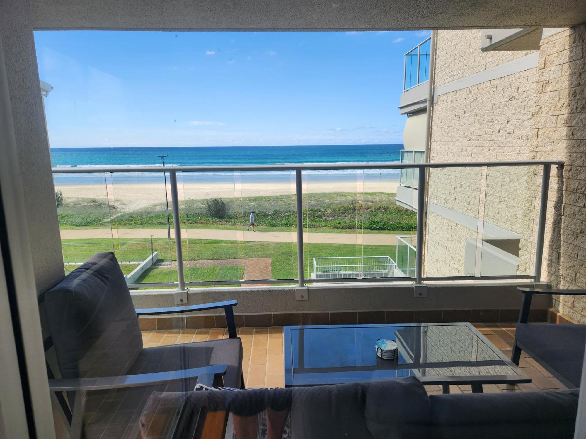 Pacific Surf Absolute Beachfront Apartments Gold Coast Kültér fotó